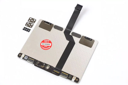 Pavé tactile avec câble flexible 