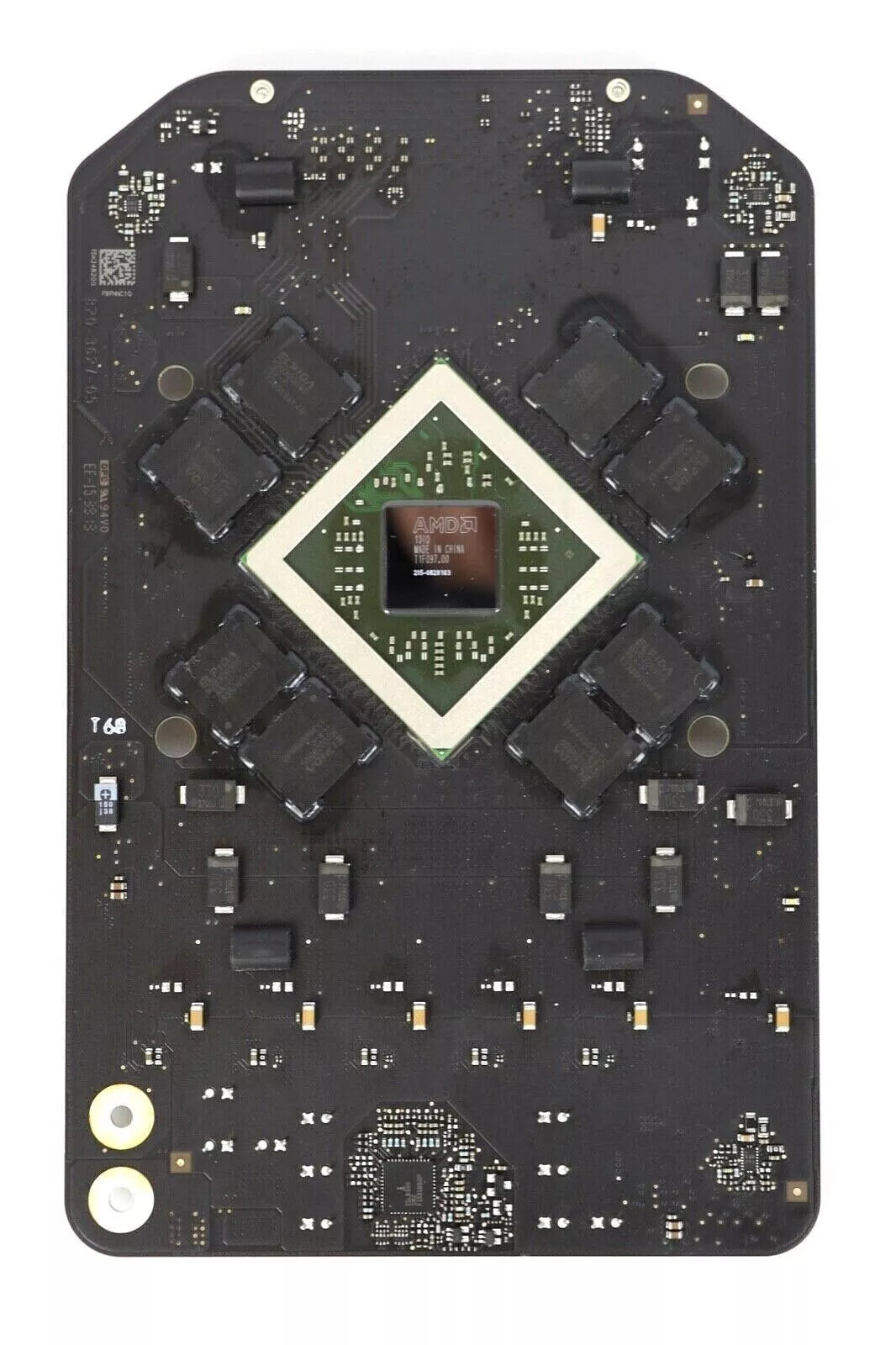 Carte graphique B - 820-3532 (avec emplacement SSD) 